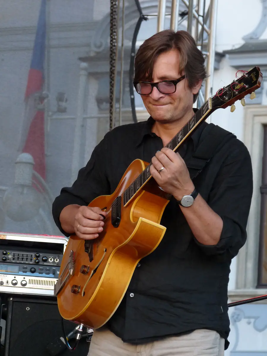 RUDY LINKA TRIO LIVE