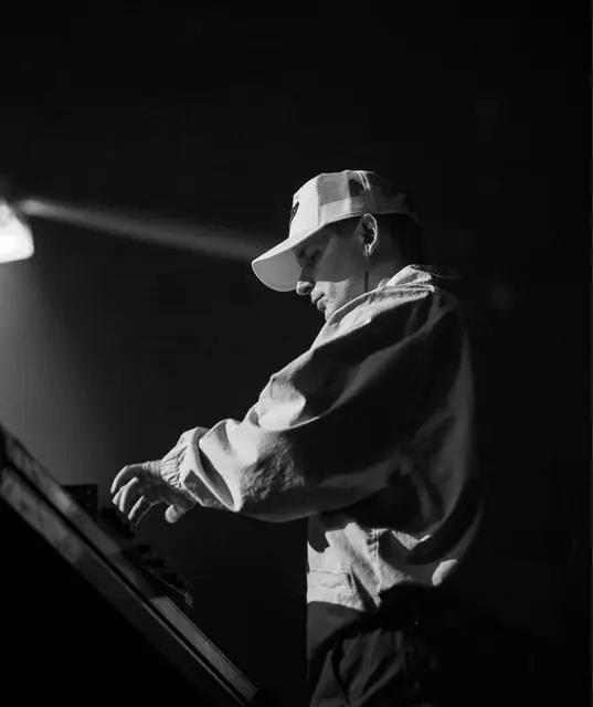 KENNY ROUGH