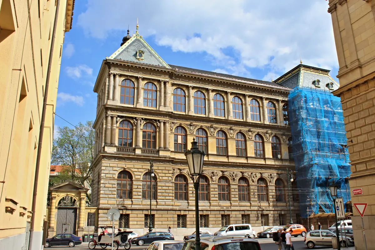 Uměleckoprůmyslové museum