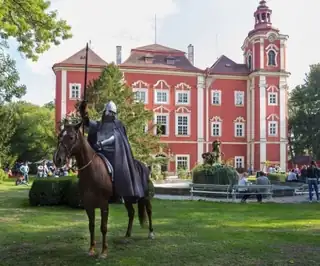 Heilig-Wenzel-Gourmetfestival auf Schloss Dětenice