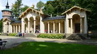Nobility on the Road - A Composed Evening in the Orangery at Sychrov Castle