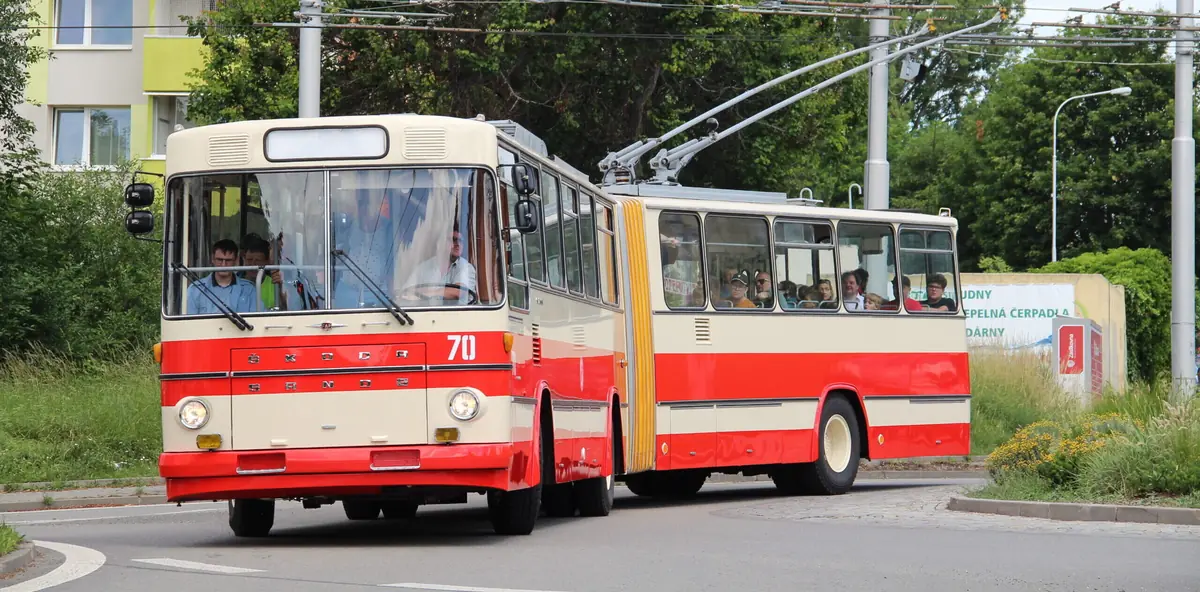 Škoda-Sanos. Příběh náročného restaurování prototypu kloubového trolejbusu ze sbírky Technického muzea v Brně — Technické muzeum v Brně, Brno