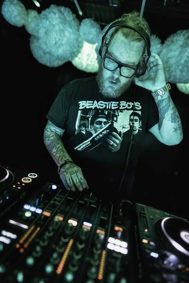 Southead FM Tour 2026 — Czech Republic – various venues, Česká republika