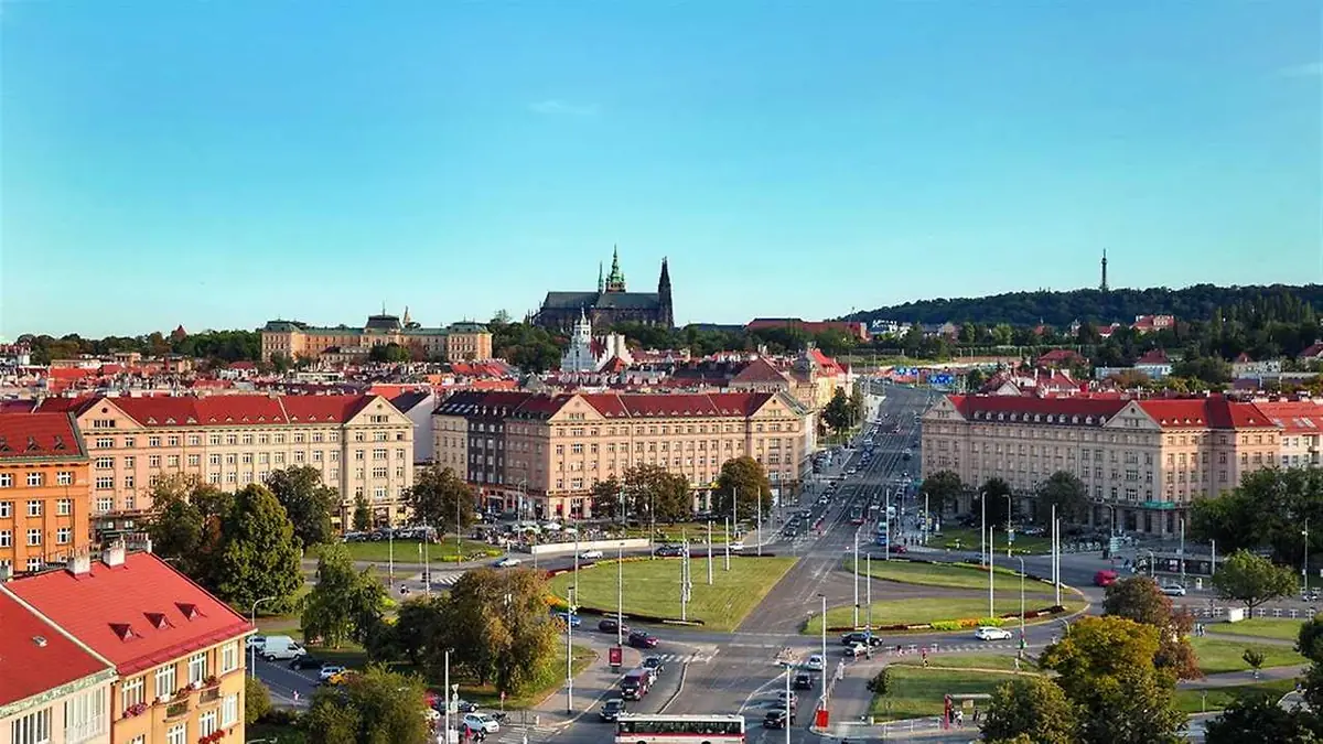 Dejvice – od secese k architektuře 21. století — Dejvická Sokolovna, Praha