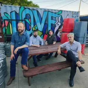 Dustin Arbuckle & The Damnations — Bounty Rock Cafe, Olomouc