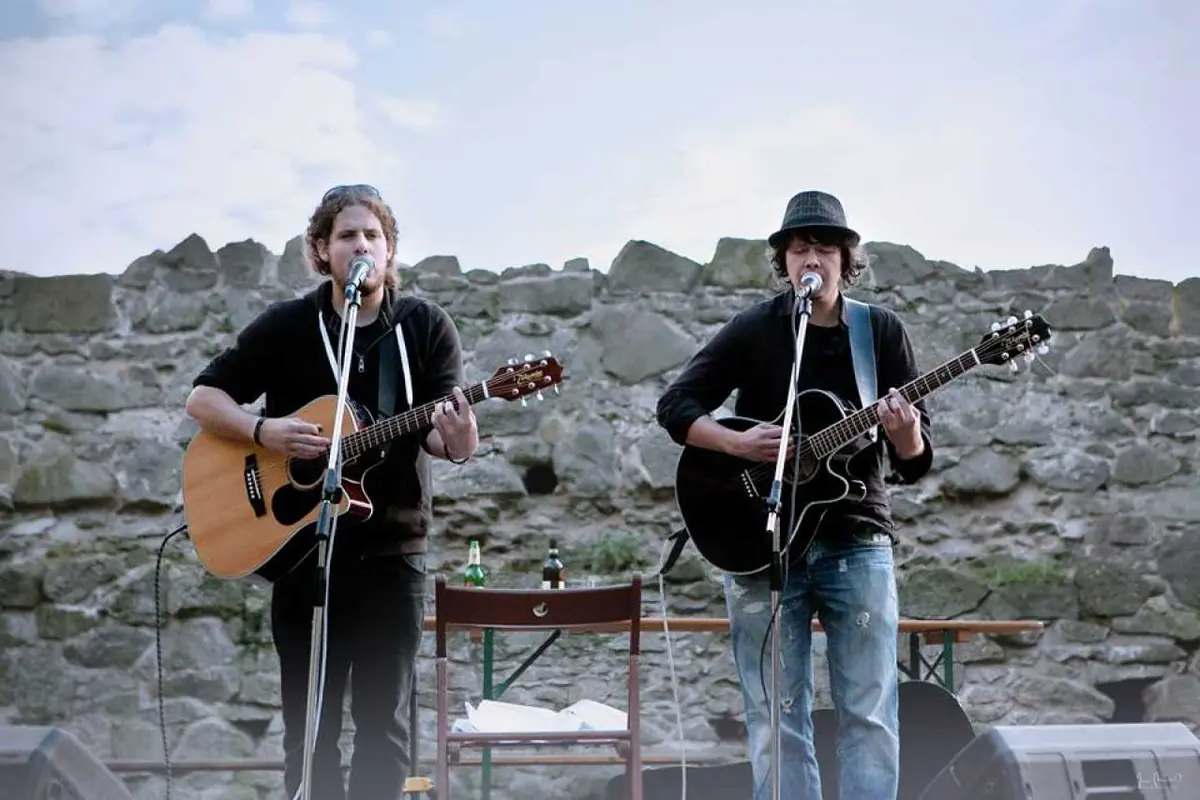 Pink Floyd Acoustic Duo — Balbínova poetická hospůdka, Praha