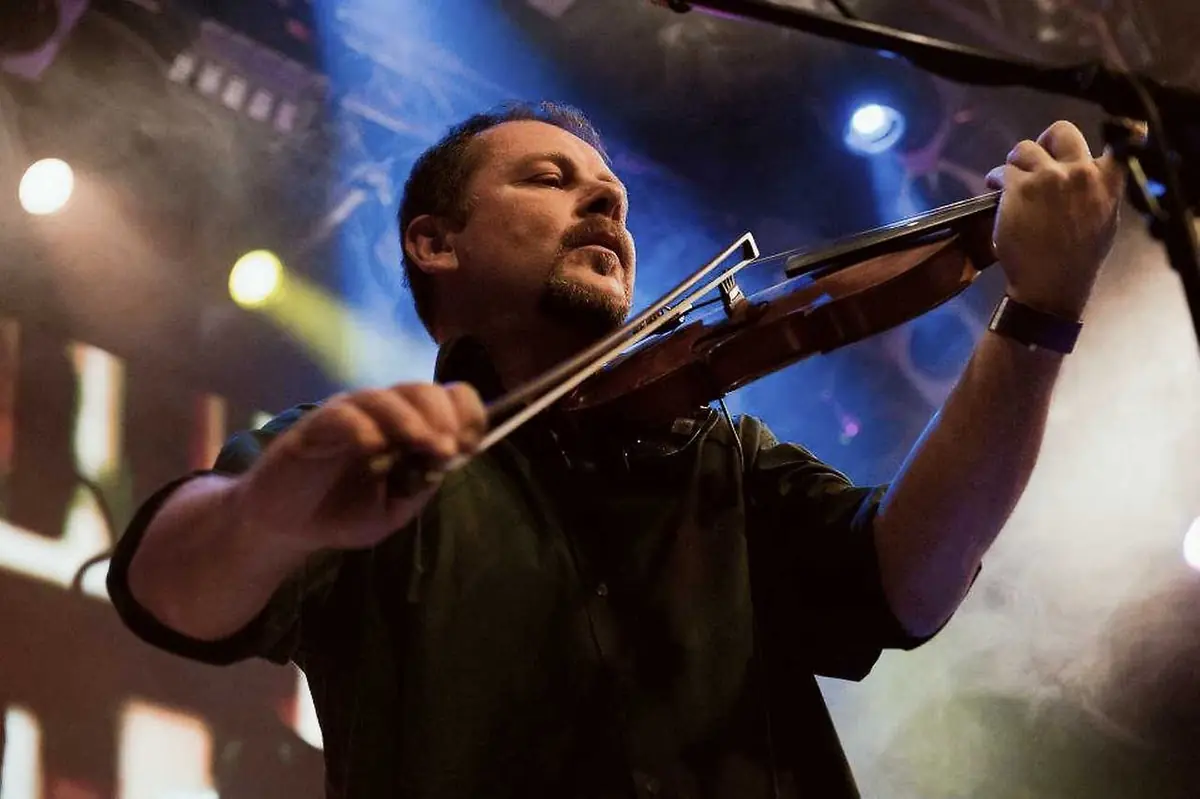 Vanilla Jane & Pavel Cingl + Jull Dajen — Čítárna Unijazz, Praha