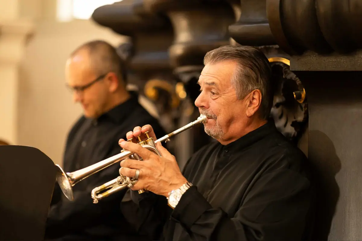 Od klasiky k filmové hudbě a jazzu — Kostel sv. Mikuláše, Praha