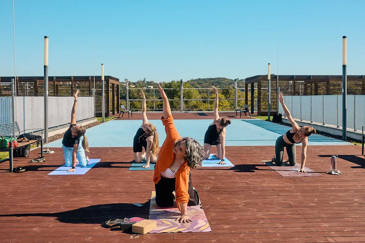 Yoga & Brunch — Nábřeží u soutoku Lučiny a Ostravice, Ostrau