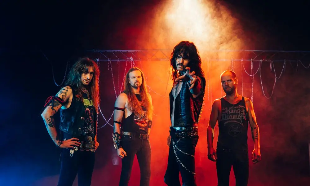 EVIL INVADERS / BE + EXHORDER / US + HEATHEN / US + WARFIELD / DE — Futurum Music Bar, Praha