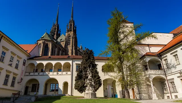 Od nástěnek k příběhům — Moravské zemské muzeum, Brno