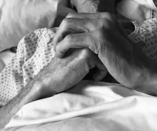 Dagmar Ultzenová: Palliative Care in Photography