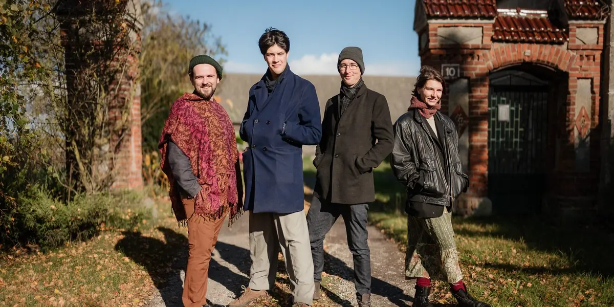 Vozovna Unplugged – HYJÉ — KC VOZOVNA, Praha