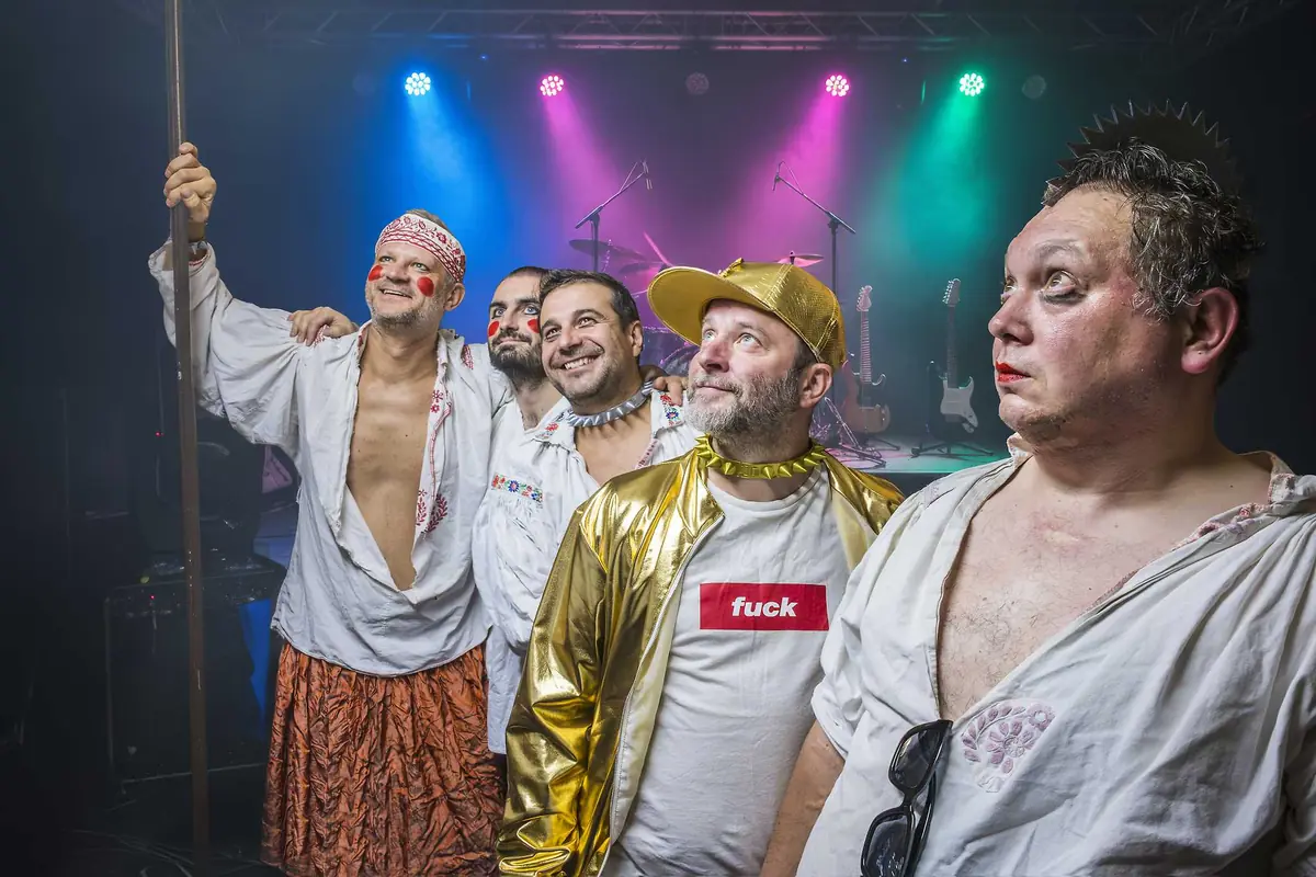 12Piet — Malostranská beseda, Praha