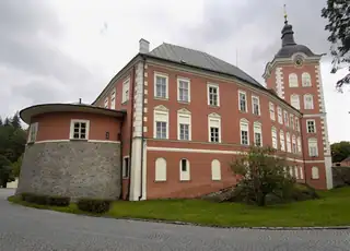 Architekturtag: Kamenice nad Lipou - Schloss
