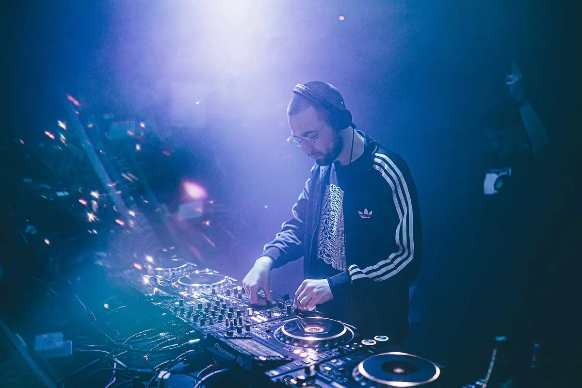 We need jungle, I'm afraid: Sully — Roxy, Prague
