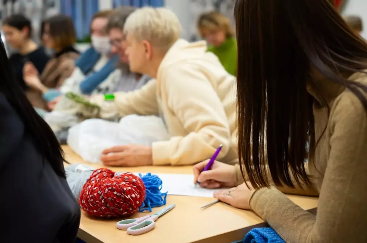 Knitting, Patchwork, Embroidery, Hand Sewing and Crochet — Tábor City Library, Tábor