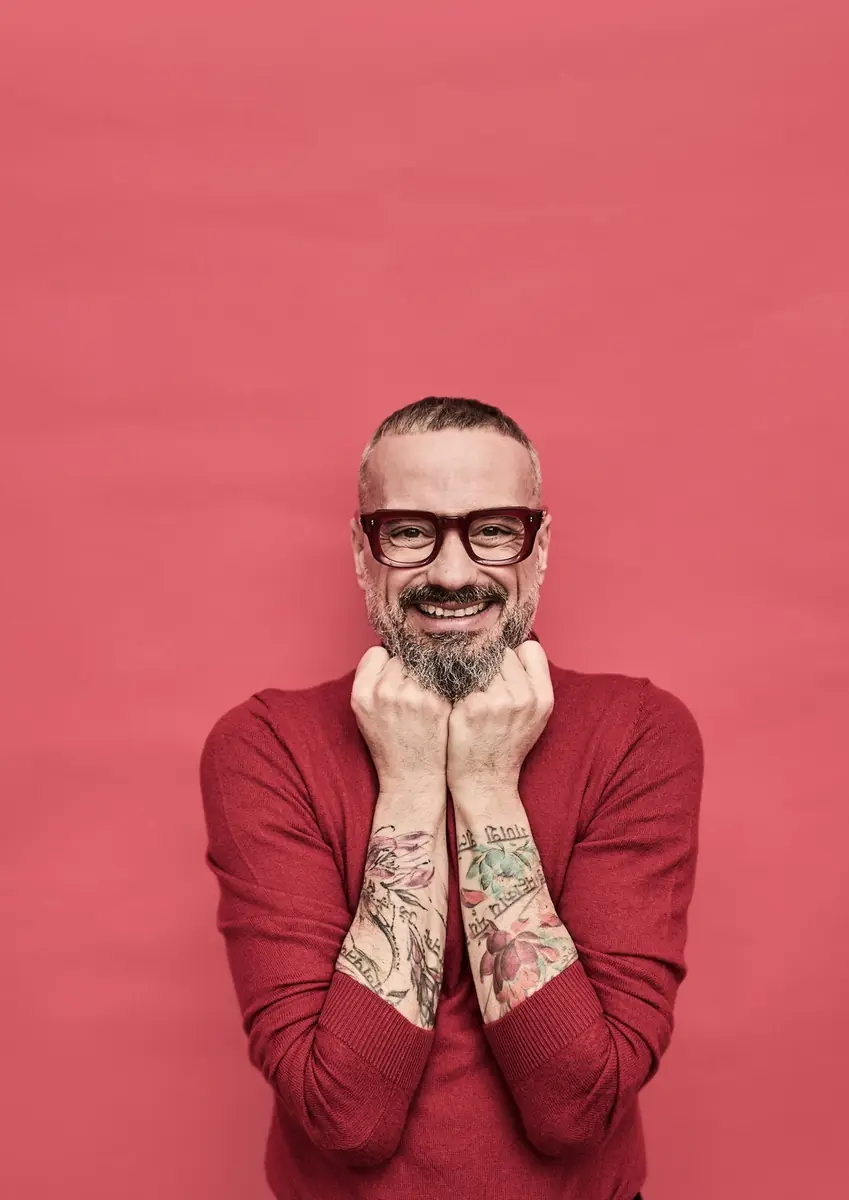 AULA uvádí: Jan Vojtko - Intimní vztahy v 21. století — Jiráskovo gymnázium Náchod, Náchod