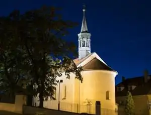 PODZIMNĚ-ZIMNÍ DOBROČINNÝ BAZÁREK