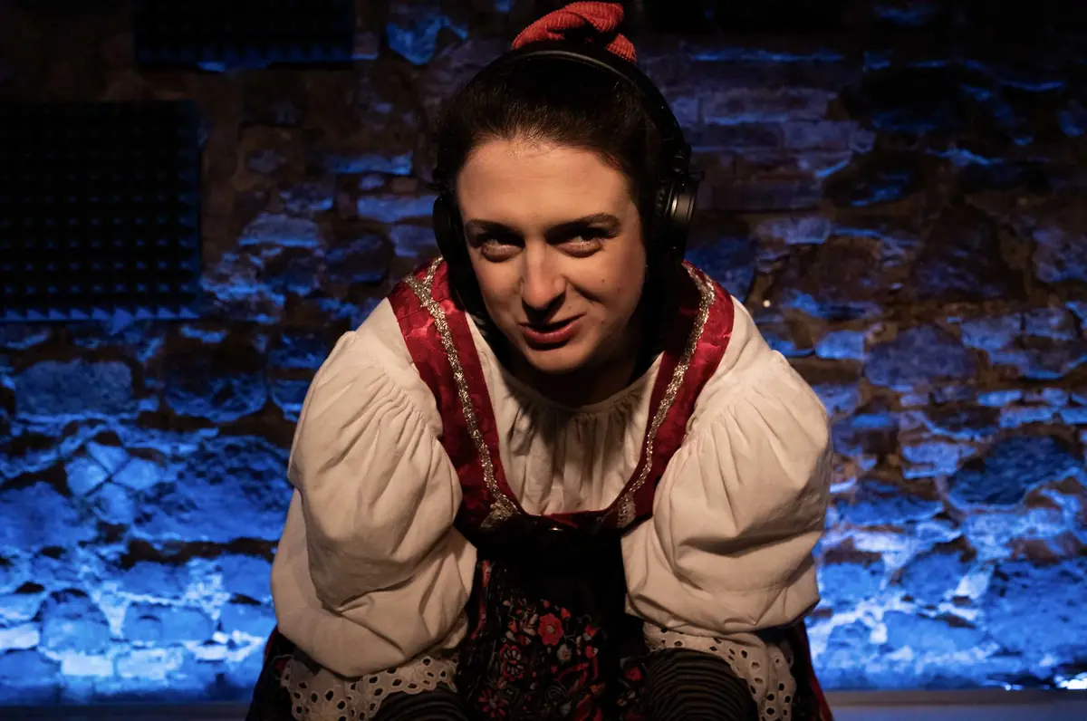 Podcasty — Divadlo Koráb, Brno