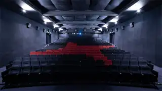 Кінотеатр закритий