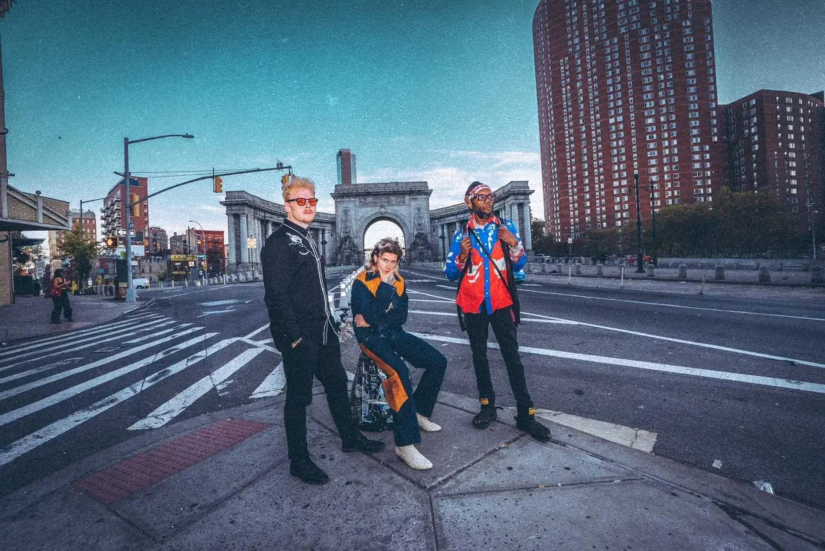 Too Many Zooz: Audio Lipstick Tour — Barrák, Ostrava