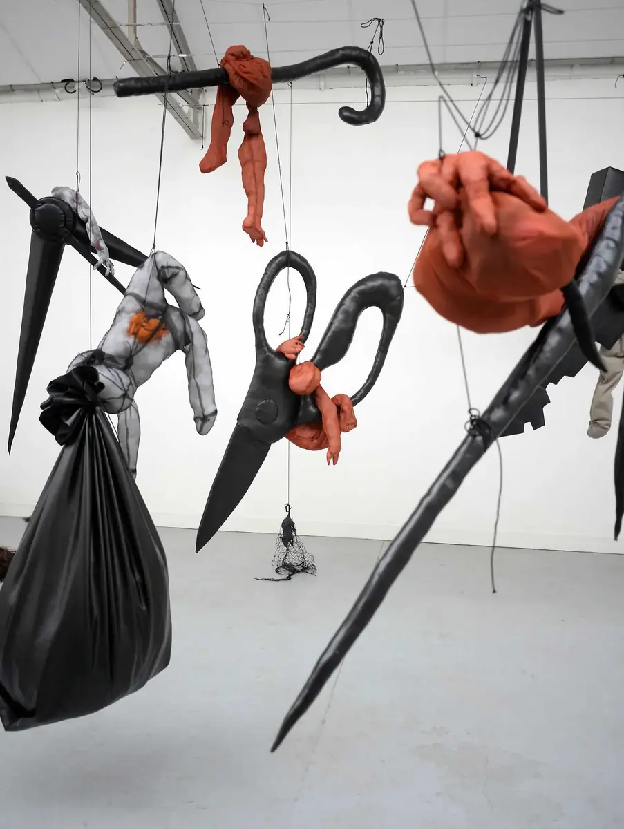 Přípitek pro členstvo: Annette Messager s kurátorským týmem a vedením Kunsthalle Praha — Kunsthalle Praha, Praha