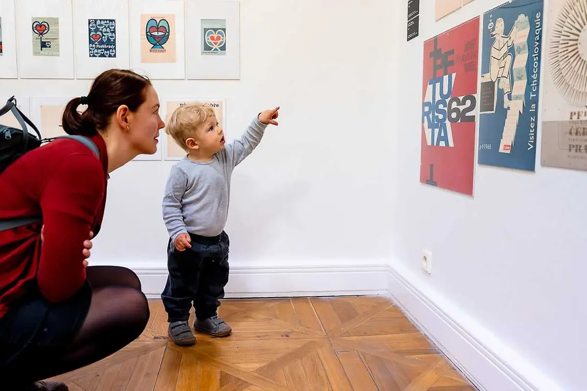 Výživa: Práce v papíře — Pražákův palác, Brno