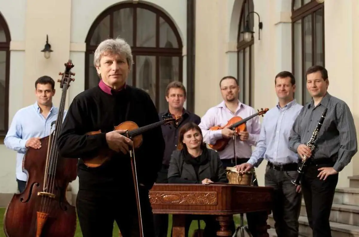 Jiří Pavlica, Hradišťan & Hana a Petr Ulrychovi, Javory Beat — Měšťanská beseda, Plzeň