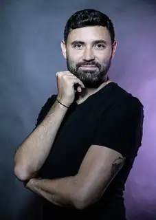 Mozaika vztahů - Tomáš Kvapilík
