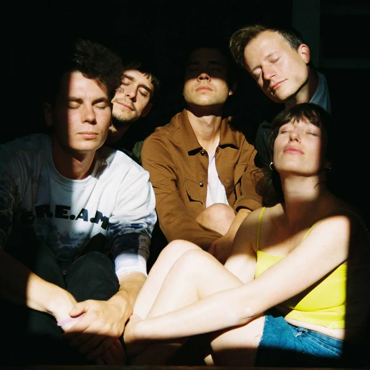 Struggling Uncles & Coconaty (křest alba) + Rotten Hands + Virval — Divadlo Dobeška, Praha