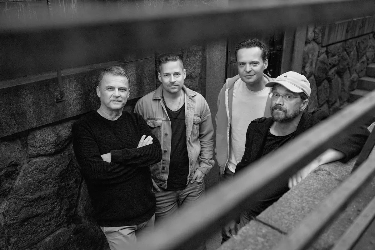 Dan Bárta & Robert Balzar Trio — Malý Berlín, Trnava