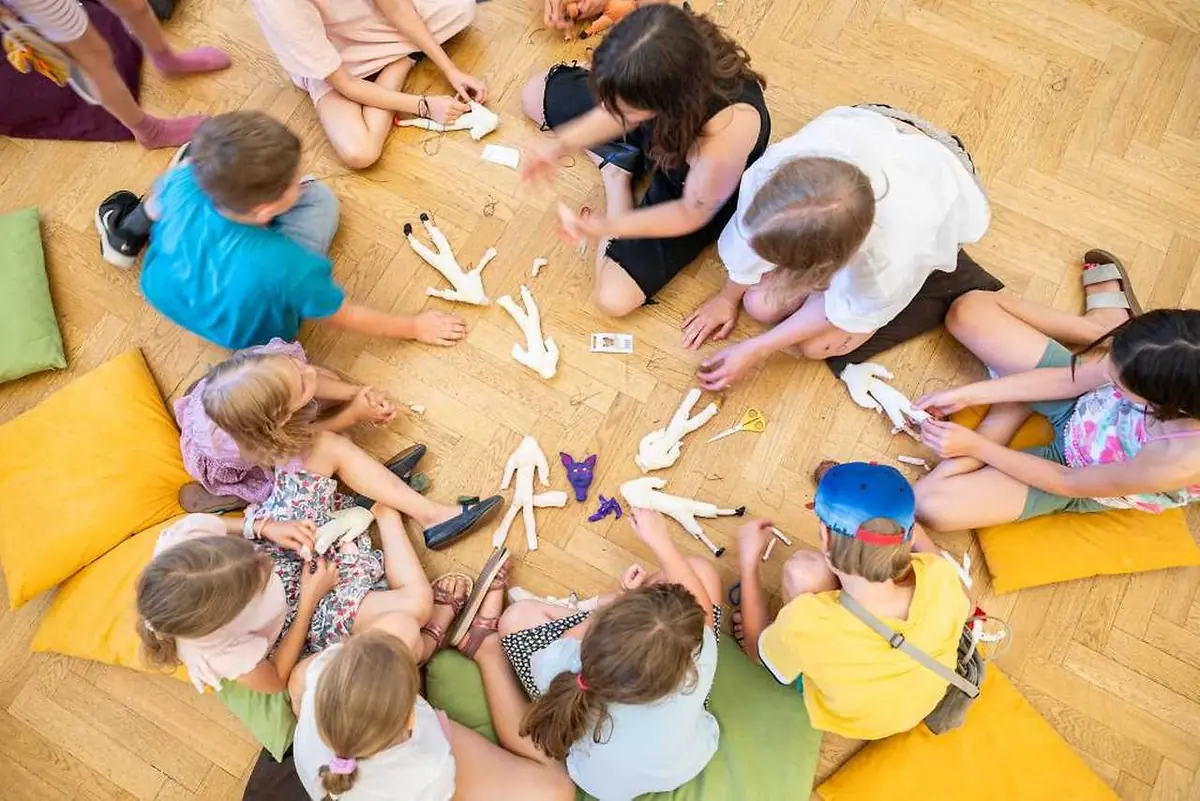 Die bunte Welt der Pizduchy - Ein spielerischer Workshop für Kinder — Villa Pellé, Prag