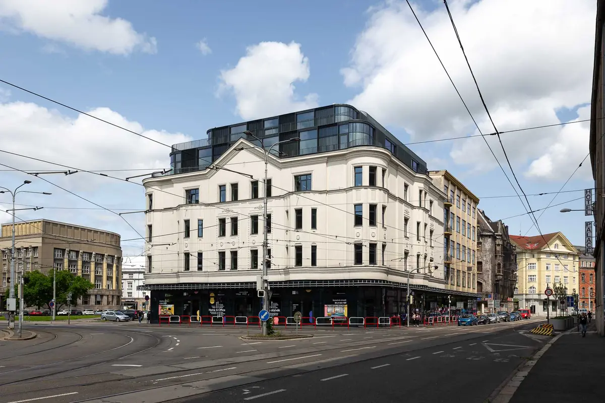 Komentovaná prohlídka bývalé Ostravice-Textilie — Boutique Business Inkubátor Ostravica, Ostrava