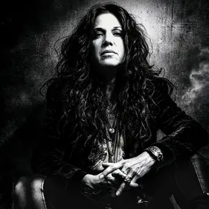 Sari Schorr — Palac Akropolis, Praha