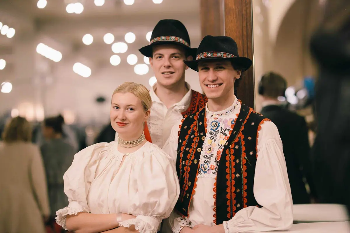 Folklór bez hranic — Divadlo U Hasičů, Praha