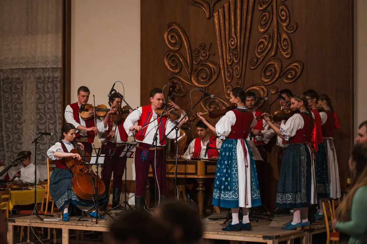 97. Zymbalmusik-Zusammenkunft — Kulturní dům Lukov, Lukov