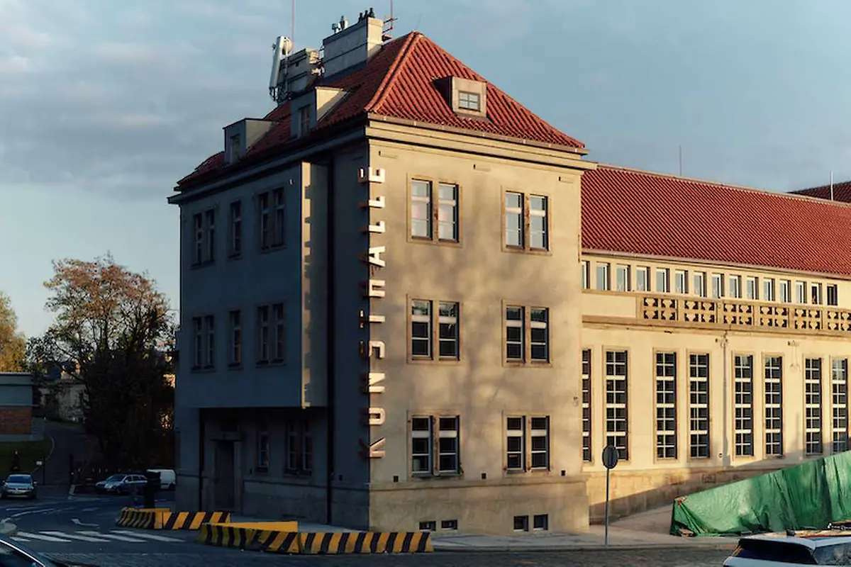 Was liegt mir im Bauch? — Kunsthalle Prag, Prag