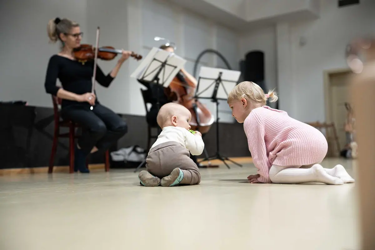 Philharmoniette: Die vier Jahreszeiten (mit Kindern von 0 bis 3 Jahren) — Wasserturm Letná, Prag