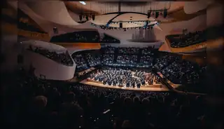 Czech Philharmonic • Paris