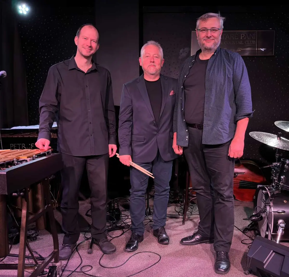 Tomáš Vybíral Trio — Bei der alten Dame Jazz & Cocktail Club, Prag