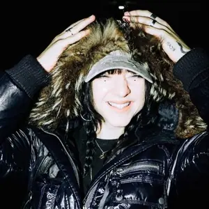 noyada — Chapeau Rouge, Прага