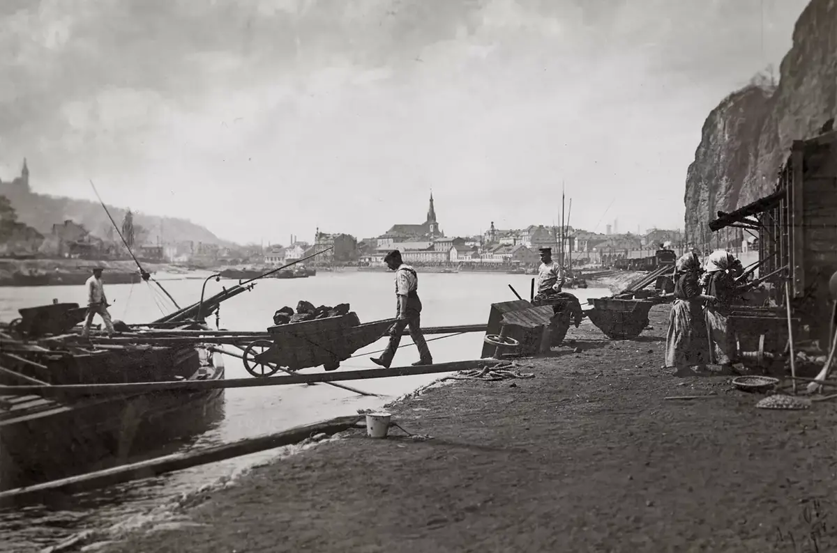 Výstava – fotograf, modelér a malíř August Otto — Oblastní muzeum v Ústí nad Labem, Ústí nad Labem