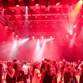 Фрюдлантская танцевальная вечеринка: Neon Semafor Party