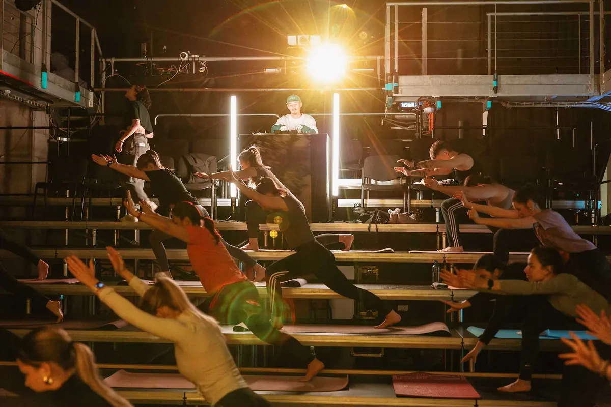 Yoga in Plzeň — Moving Station, Pilsen