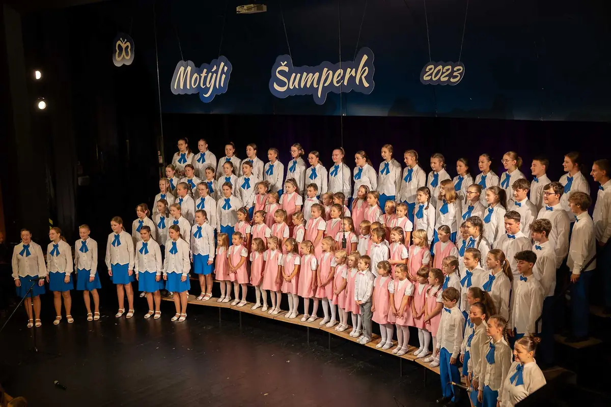 First Concert of Růžová Děti — House of Culture Šumperk, Šumperk