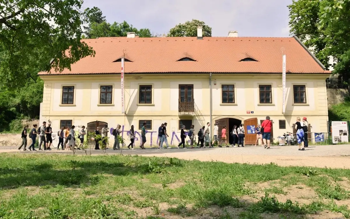 Der letzte Kilometer bis zur Fertigstellung. Werdet ihr ihn mit uns laufen? — Studio Alta, Prag