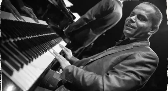 Ondrej Krajňák Trio (SK/CZ) feat. Milan Angelo Novák (guit) — U Malého Glena, Prag