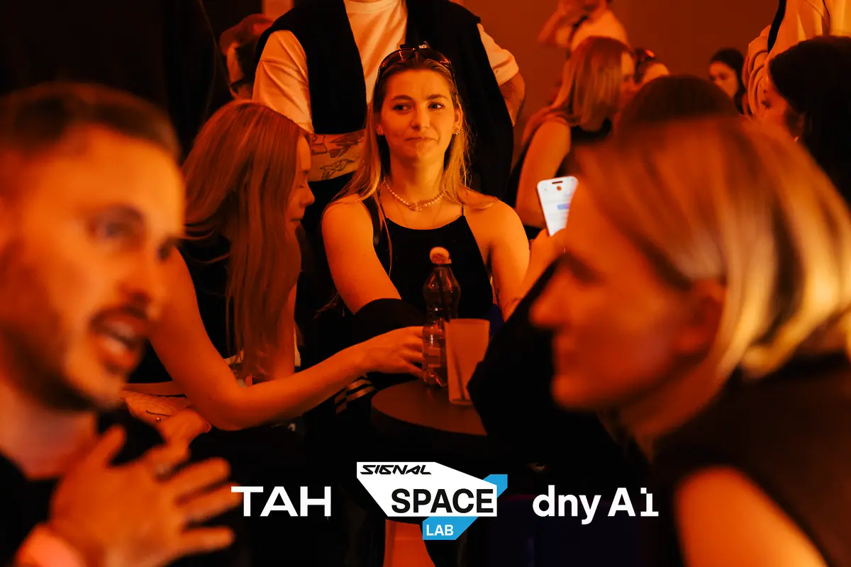 SIGNAL LAB × TAH × DNY AI: Rückkehr zur Schwerkraft — Signal Space, Prag