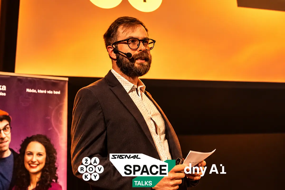 SIGNAL TALKS × ŽÁROVKY × DNY AI: Was macht KI mit uns? — Signal Space, Prag